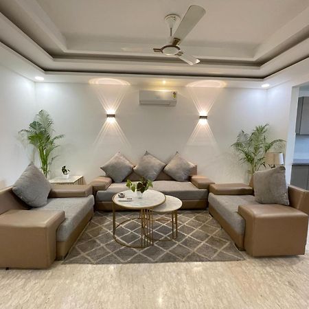 Bedchambers Serviced Apartments, Ardee City Gurgáon Exteriér fotografie