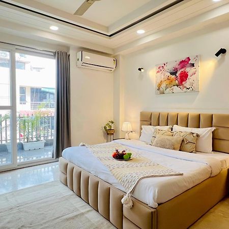 Bedchambers Serviced Apartments, Ardee City Gurgáon Exteriér fotografie