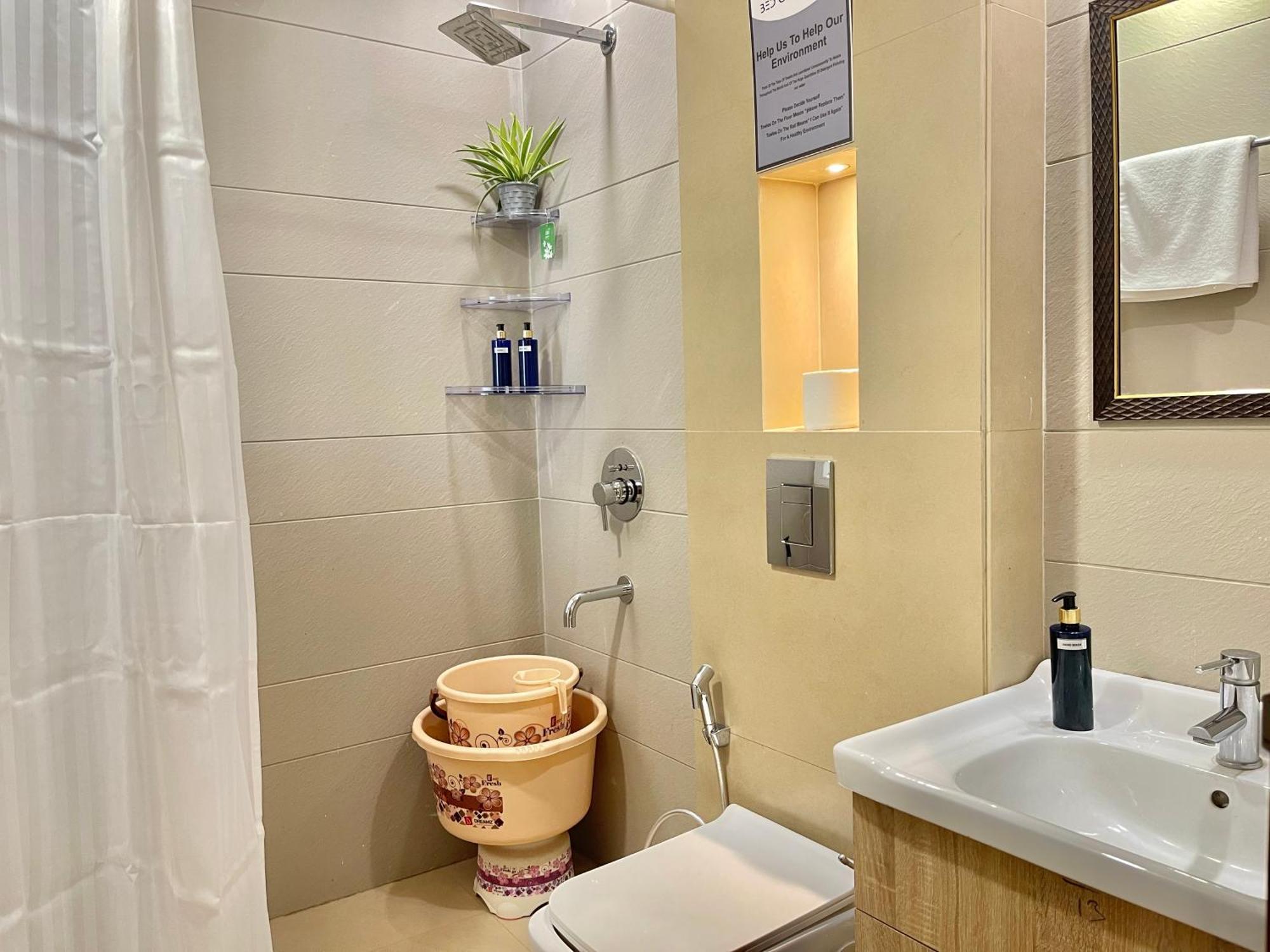 Bedchambers Serviced Apartments, Ardee City Gurgáon Exteriér fotografie