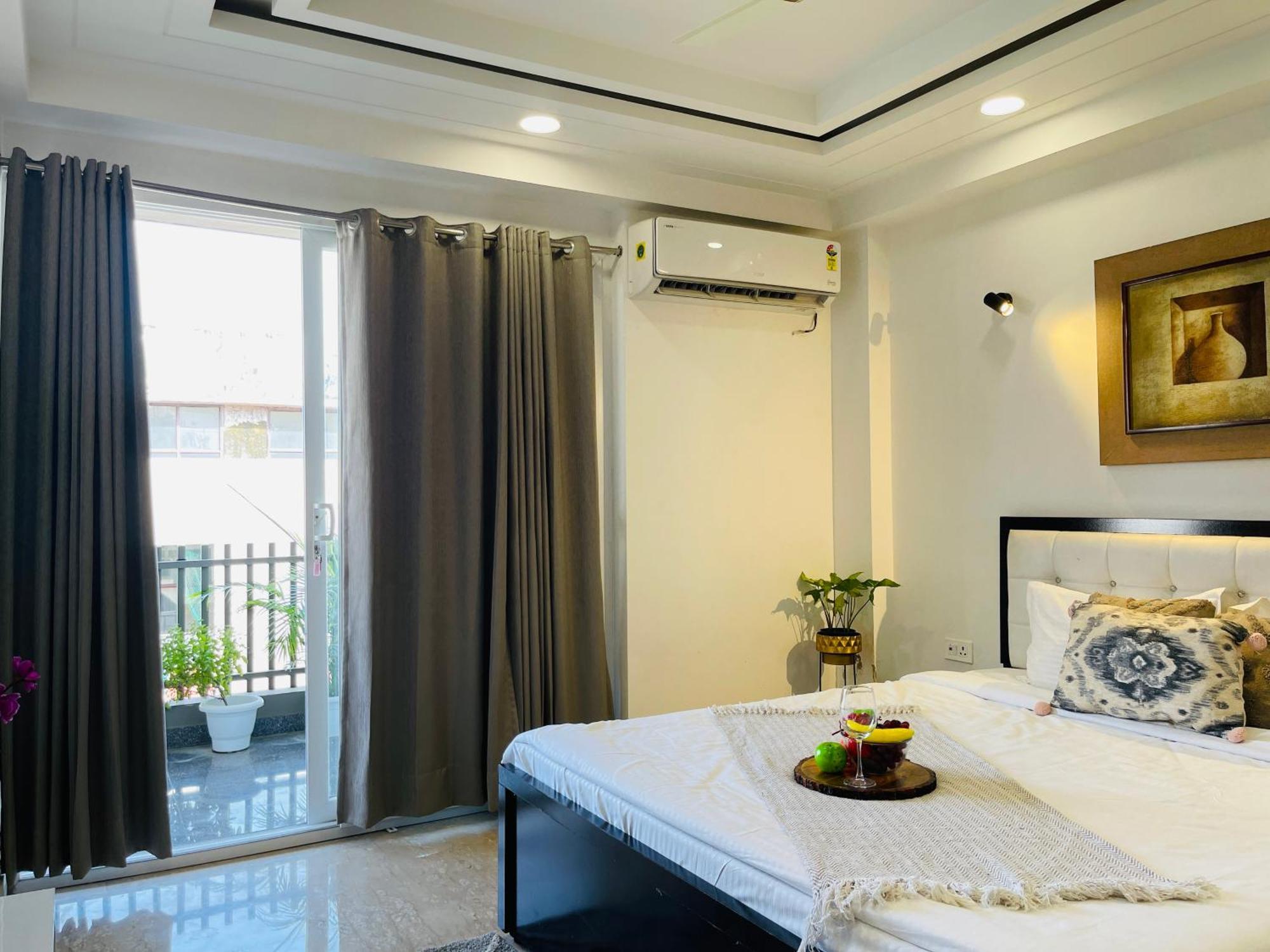 Bedchambers Serviced Apartments, Ardee City Gurgáon Exteriér fotografie